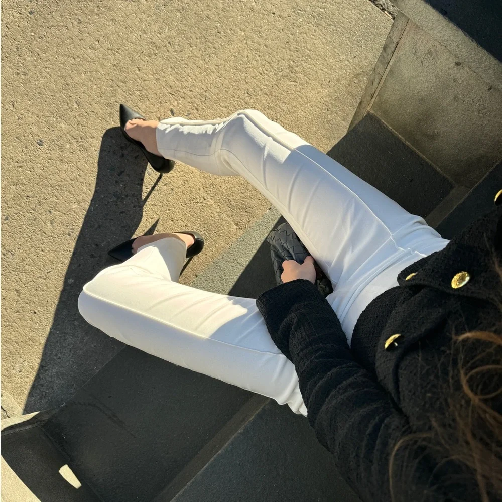 Chic white cropped trousers - Picture 3 of 7